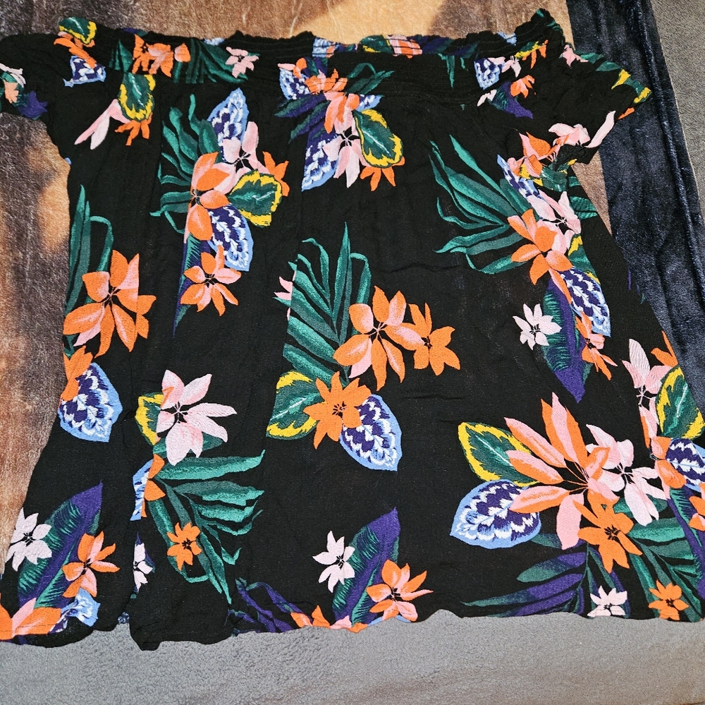 Floral Off-Shoulder Women's Top